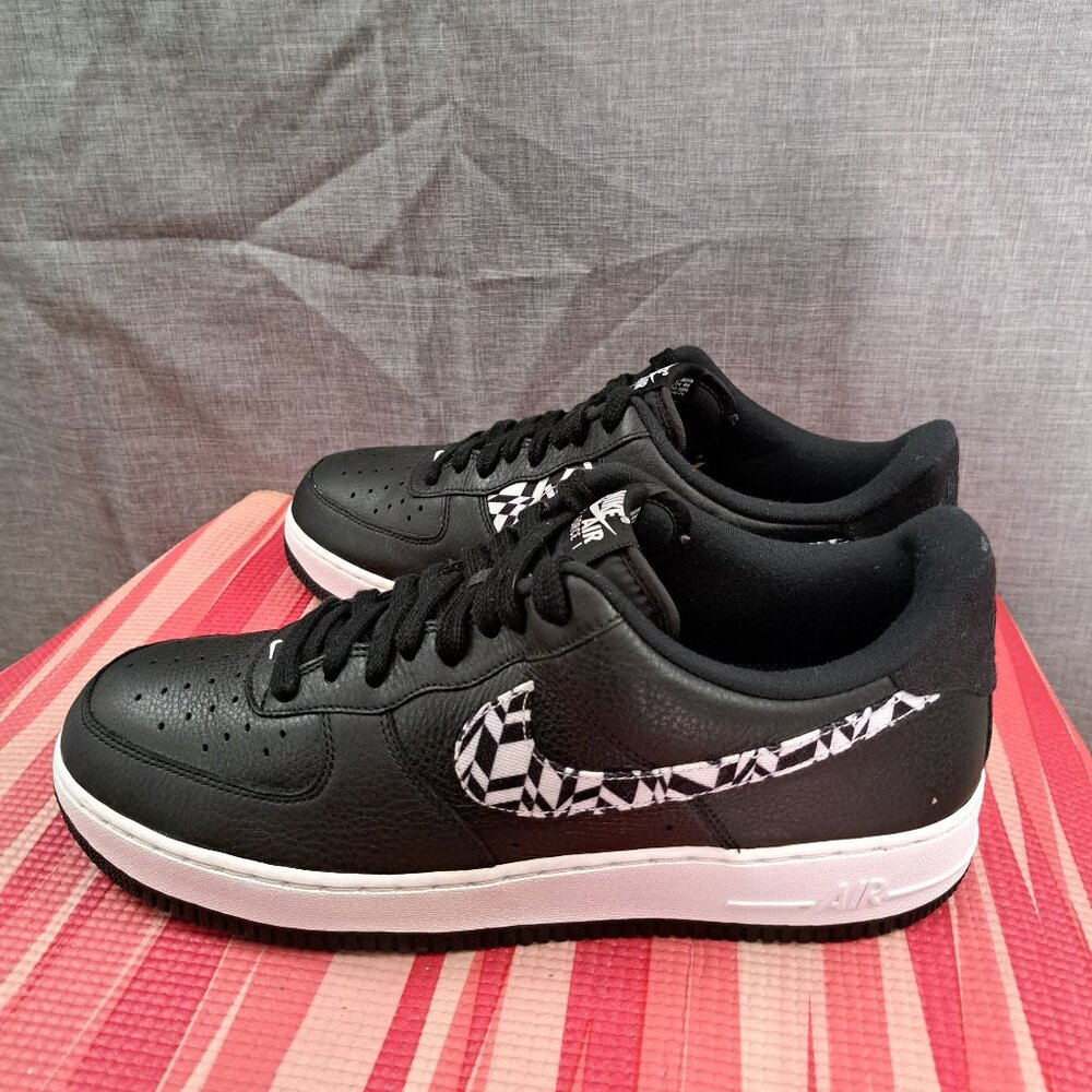 %Size 12 Nike Air Force 1 Low Black Tiger Camo Sneakers Men / A 50